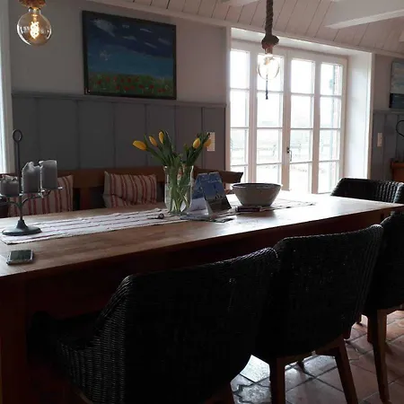 Foehrhaus, Einzelhaus, Knickrehm Holiday home Oldsum